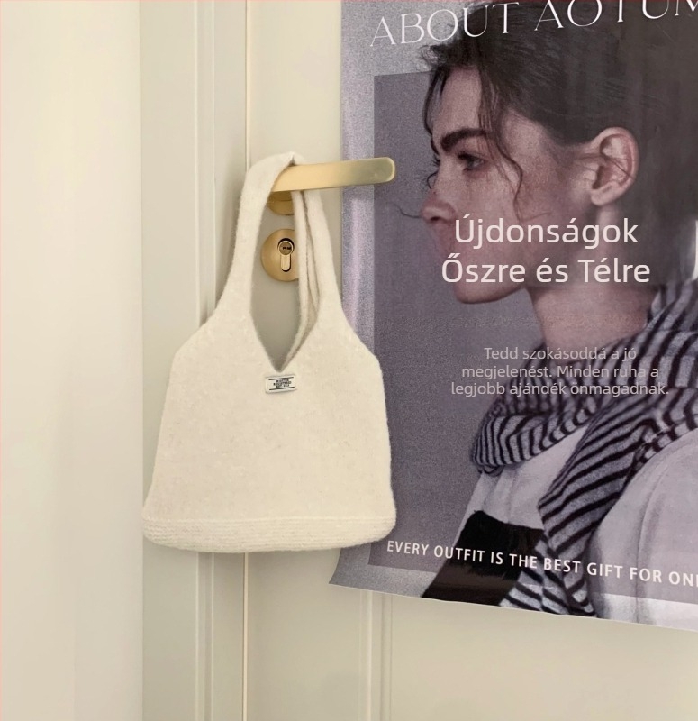 Koreai stílusú piros kötött női kézitáska, kis méretű mindennapi használatra