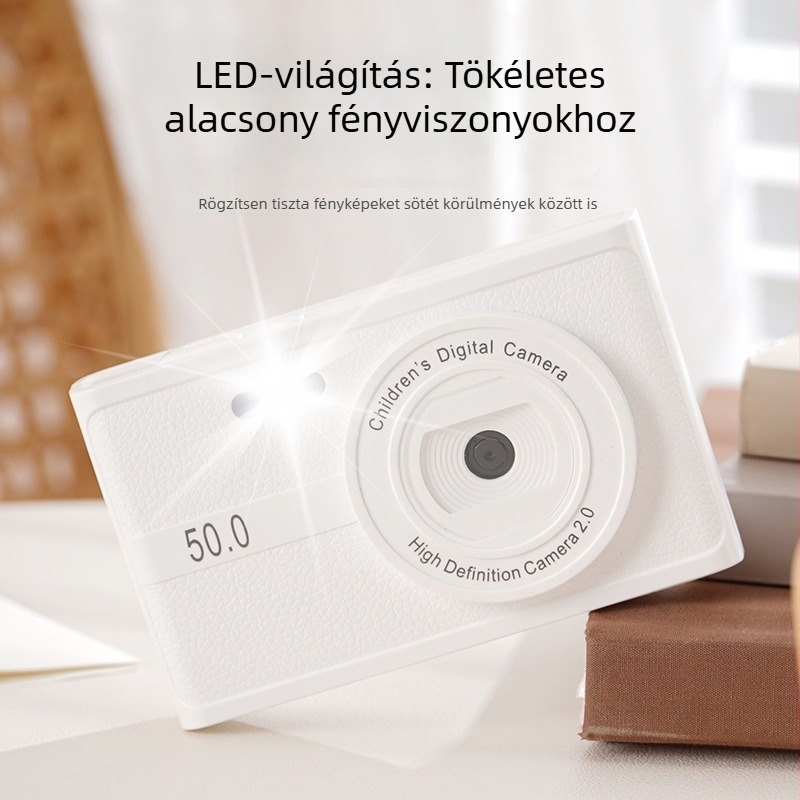 CCD-szenzoros digitális kamera, 24 MP+, 8x optikai zoom, 1280×1024 max felbontás, elektronikus képstabilizáció