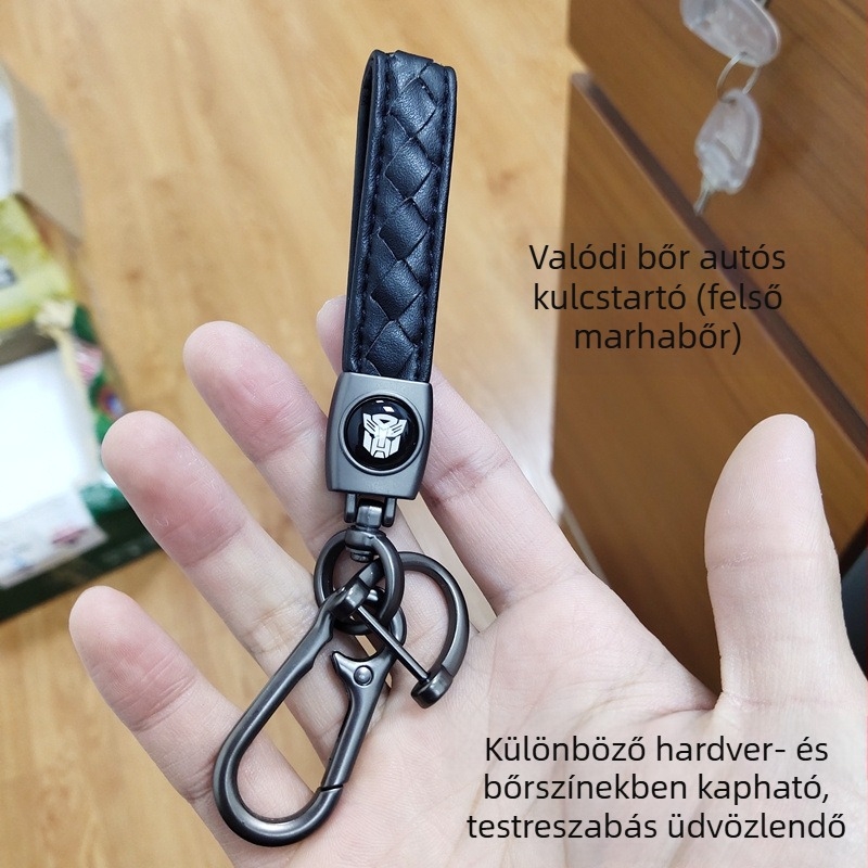 Első réteg marhabőrből készült autókulcstartó, lánc cinkötvözetből elektroplatált bevonattal, autólogóval