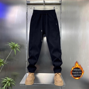 Férfi sportos, lazább nadrág fleece béléssel, pamut-poliészter keverék, 91–95% poliészter, középmagas derék, fűzővel záródó, mikro-elasztikusság