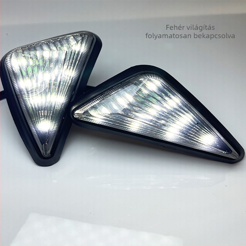Beépített háromszög LED index lámpa motorkerékpárokhoz és sportautókhoz, utcai autókhoz, modell CC-038, 12V, LED fényforrás.