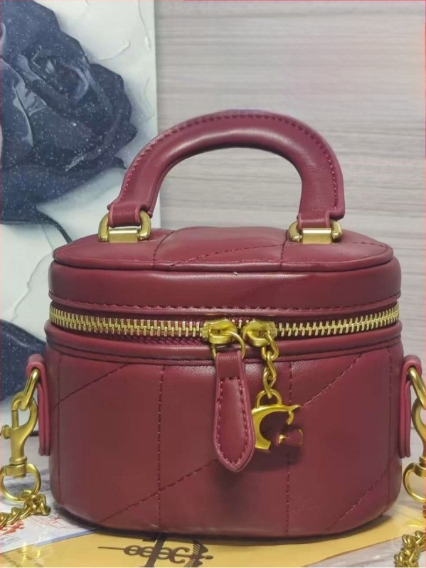 Lánccal rendelkező crossbody táska – utcai stílusú PU kerek kozmetikai táska, cipzárral és belső dokumentumtároló zsebbel
