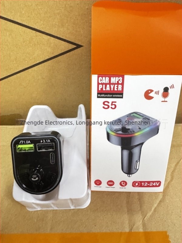 S10 autós Bluetooth MP3 lejátszó FM rádióval, Hands-Free hívások, PD gyors töltés, USB-n keresztüli MP3 lejátszás