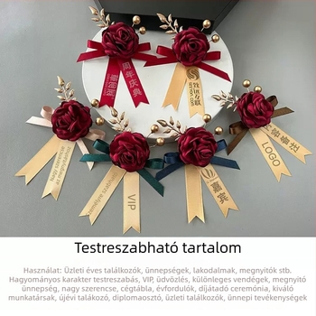 Mágneses kokárda selyemvirággal és a céglogóval, ragasztóval rögzítve; ideális nyitóünnepségekre, üzleti, promóciós vagy meeting ajándék.