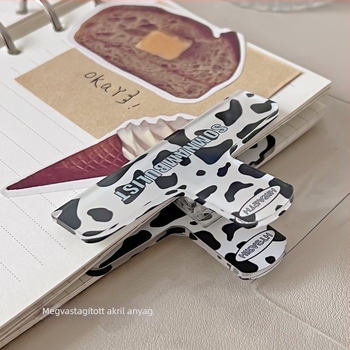 Jegyzetklip — Zhe Friends, műanyag, 2023-07-01-től elérhető.