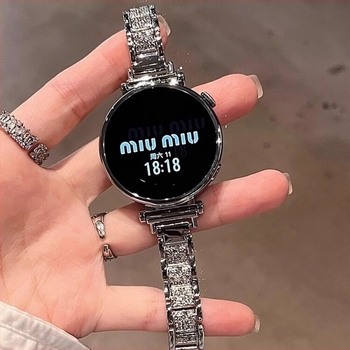 Fém óraszíj Huawei és Apple órákhoz, divatos stílus, gombos csattal, kompatibilis különböző csatlakozási szélességekkel