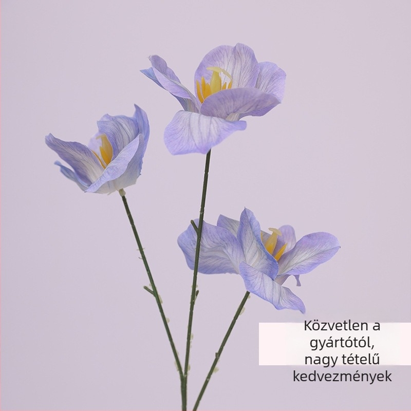 Háromfejű selyem tulipán - hajlított szirmú művirág esküvőre és otthoni dekorációhoz