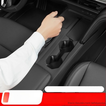 Toyota Camry 24-25 középkonzol szilikon párna – belső dekoráció, karcolásvédő fólia a váltó környékén