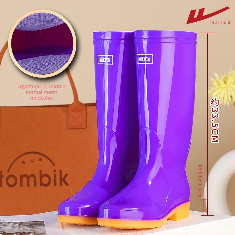 Női esőcsizma, PVC felsőrész, magas szár, vastagított talp, alacsony sarok 1–3 cm, négy évszakos