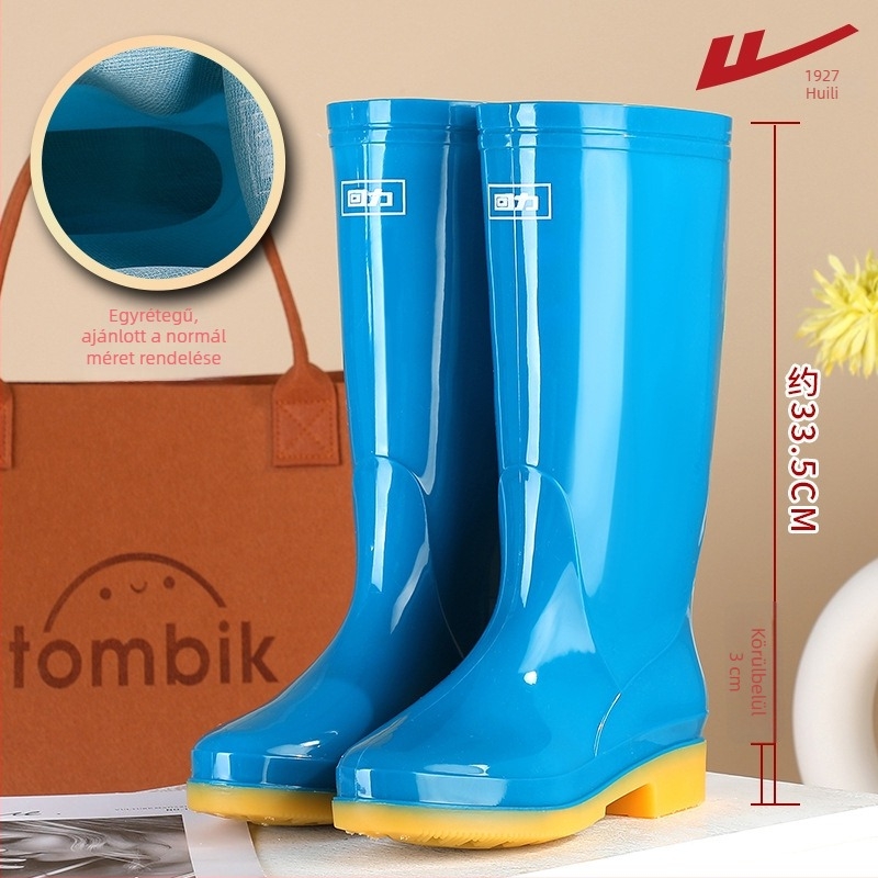 Női esőcsizma, PVC felsőrész, magas szár, vastagított talp, alacsony sarok 1–3 cm, négy évszakos