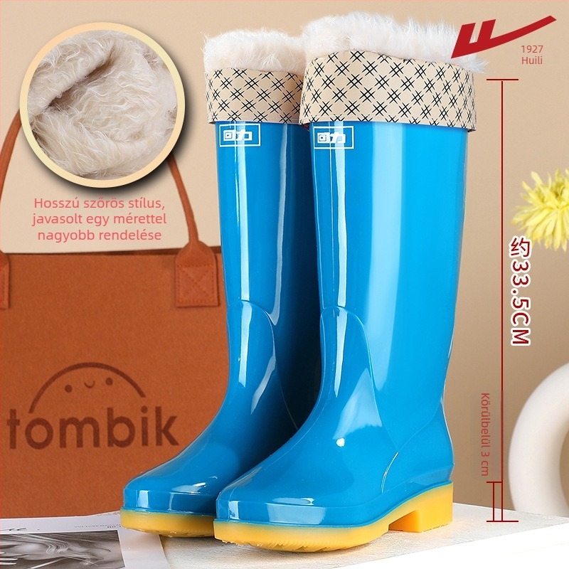 Női esőcsizma, PVC felsőrész, magas szár, vastagított talp, alacsony sarok 1–3 cm, négy évszakos