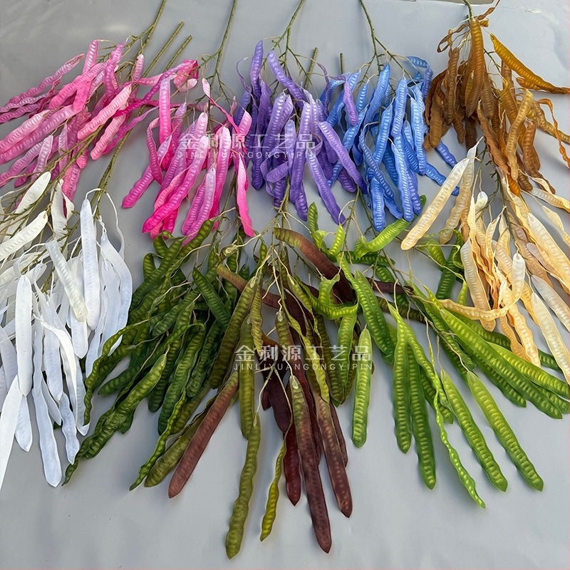 Műanyag és selyem virágokkal készült bab- és lencséshüvelyek díszítése, 3D-nyomtatott rekvizitok esküvőkhöz, kültéri felvételekhez és otthoni dekorációhoz