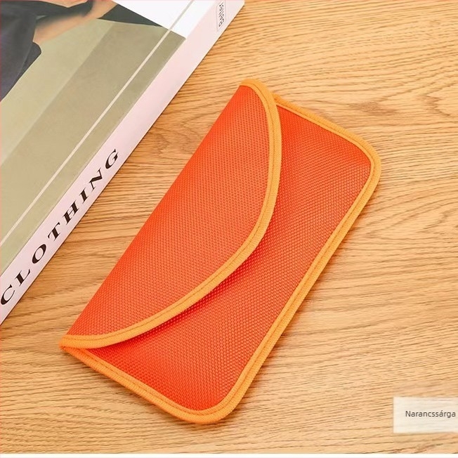 RFID szűrős mobiltelefon tok, Oxford vászon, fedő típusú nyitás, kártyatartó rekesz, ovális forma, szintetikus bőr belső