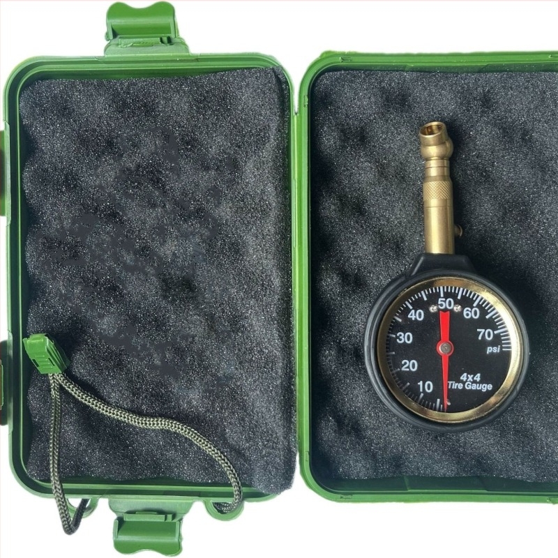Digitális autógumi nyomásmérő LCD kijelzővel, réz testtel, 0–70 psi