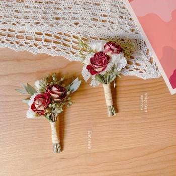 Rózsa szárazlevél-erezetű virágkorzá, 999 márka — esküvői kiegészítő menyasszony és vőlegény részére