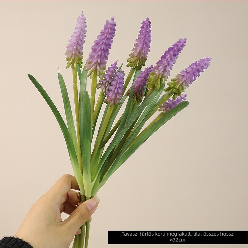 Hat csokor művirágok készlet: grape hyacinth és delphinium, műanyag anyag; esküvőre, otthoni dekorációhoz és fotórekvizitekt címekhez.