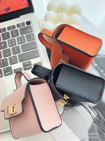 Nothing PU mini táska akasztó – ultra könnyű, városi egyszerű stílus