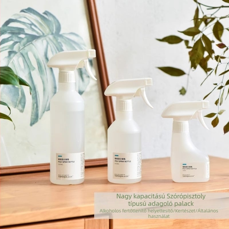 Kis fertőtlenítő permetező üveg, műanyag, finom köd, otthoni tisztításra és növények öntözésére