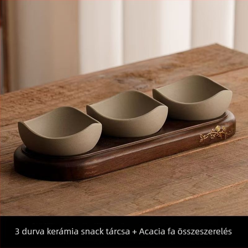 Fa gyümölcstál modern minimalista stílusban, kockás mintával, 2025-ben debütált.