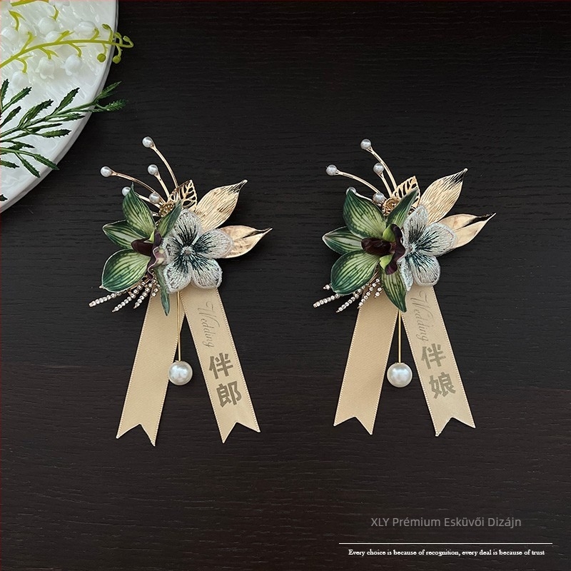 erdőstílusú mágneses corsage a vőlegénynek és koszorúslányoknak, személyes ajándék, ideális karácsonyra és költözésre