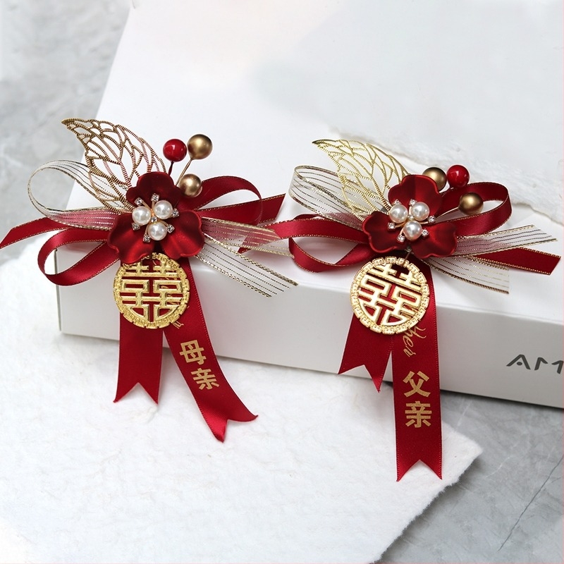 Esküvői brooch készlet menyasszony és vőlegény részére, koszorúslányok, tanúk, szülők és család – teljes készlet