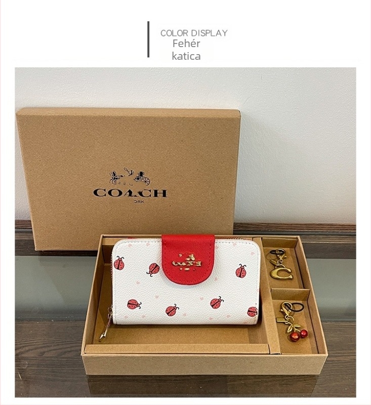 Mini clutch táska PU anyagból, baguette stílus, horizontálisan négyszögletes forma, cipzáras zárás, telefon zseb