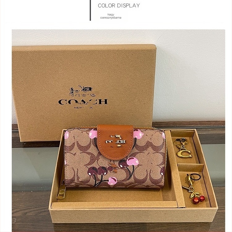 Mini clutch táska PU anyagból, baguette stílus, horizontálisan négyszögletes forma, cipzáras zárás, telefon zseb