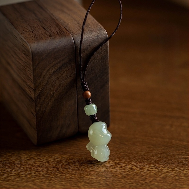 Hetian jade kígyó zodiákus kulcstartó, prémium modell, telefonpánttal