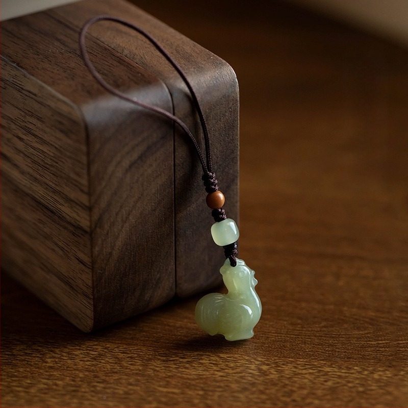 Hetian jade kígyó zodiákus kulcstartó, prémium modell, telefonpánttal