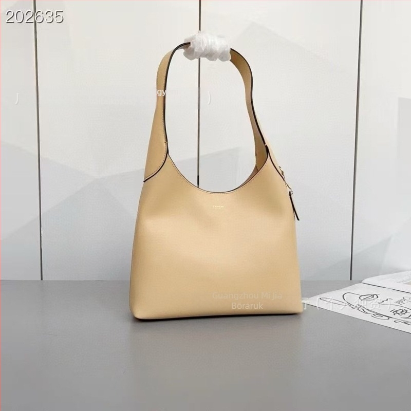 Qq Brooklyn női válltáska, valódi bőr, közepes méret, utcai stílus, bucket alakú, mágneses zárás, belső bélés szintetikus bőr, belső zseb a telefon számára, egy vállpánttal, mindennapi használatra, 2025 ősz