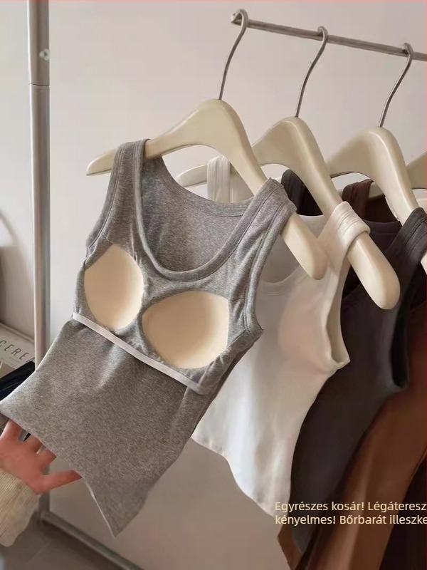 Női pamut camisole beépített melltartóbetéttel, fixált poharakkal, egyszínű, sokoldalú, karcsú fazon