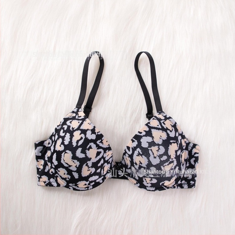 Push-Up melltartó leopárd mintával, nylon anyag, 3/4 kosár, vékony formázott kosár, hátul kettős zár