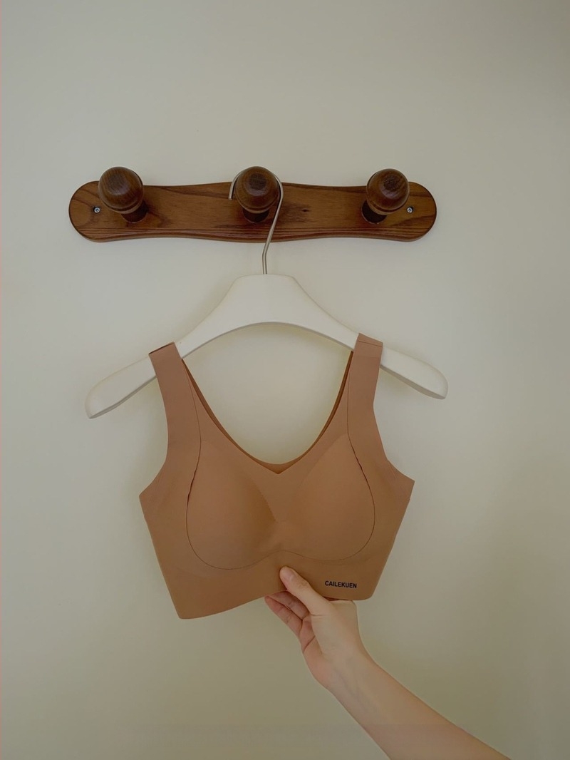 Push-up melltartó, légáteresztő, puha támasz, rögzített kettős vállpántok, 3/4 kosaras habos kialakítás, nylon anyag