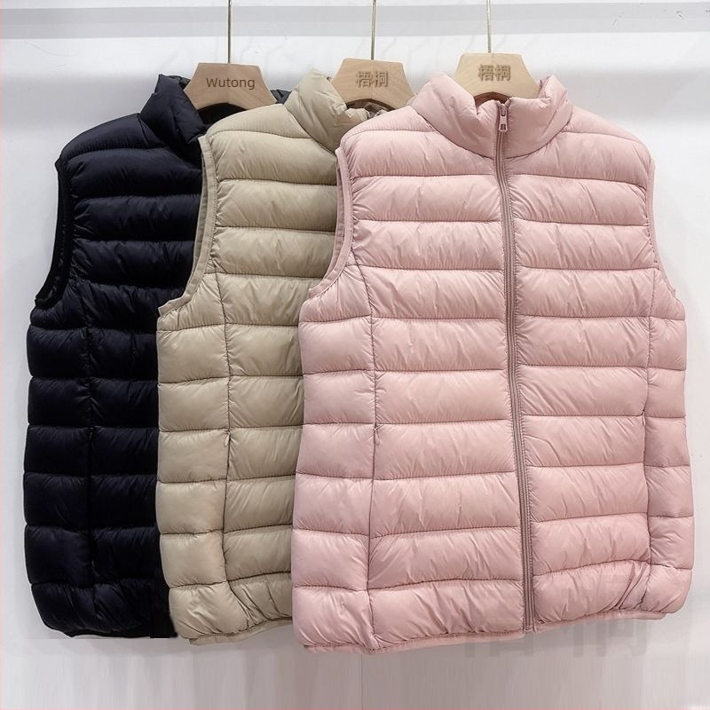 Női mellény V-nyakkal, ultra rövid hossz, gyapjú töltet, rayon anyag, egygombos záródás