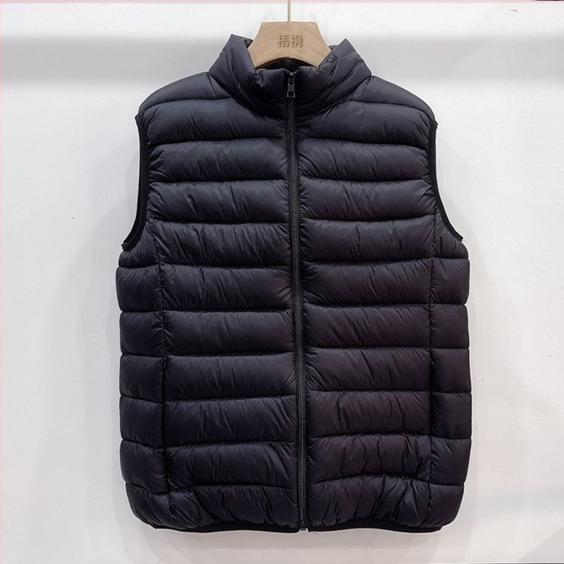 Női mellény V-nyakkal, ultra rövid hossz, gyapjú töltet, rayon anyag, egygombos záródás