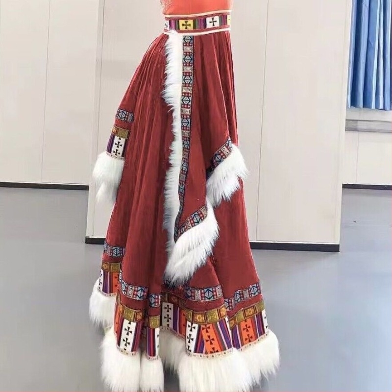 Tibeti stílusú színpadi táncruha széles lengésű szoknyával, etnikus gyakorlathoz és művészeti vizsgához