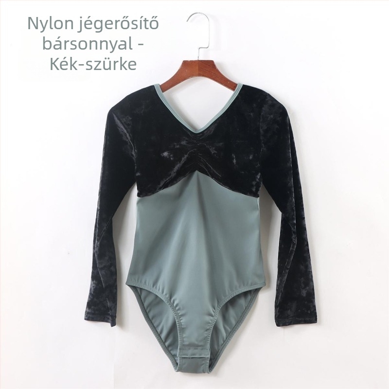 Gyermekek etnikus táncruhája pamut anyagból, 99,9% pamut, bélés 95% pamut, téli–őszi viselethez, lányoknak