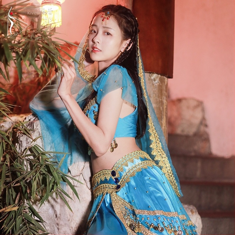 Felnőtt női modern táncruha virágmintával, poliészter-keverék anyag (90% poliészter). Színpadi előadásokhoz, belly dance, Hanfu és néptánc számára.