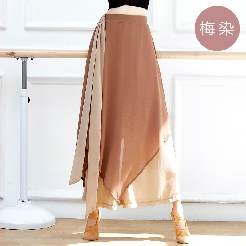 Nemzeti táncruha: kettős rétegű chiffon culotte szalag részletekkel, széles lábszár a színpadi előadásokhoz; chiffon anyag, poliészter 95% (bélés 95% poliészter)