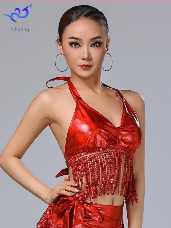 Halterneck tassel top Belly Dance és Latin Dance-hez, PU bőrhatású, csillogó paillettes díszítés, poliészter-spandex alapanyag, 95%+ összetétel