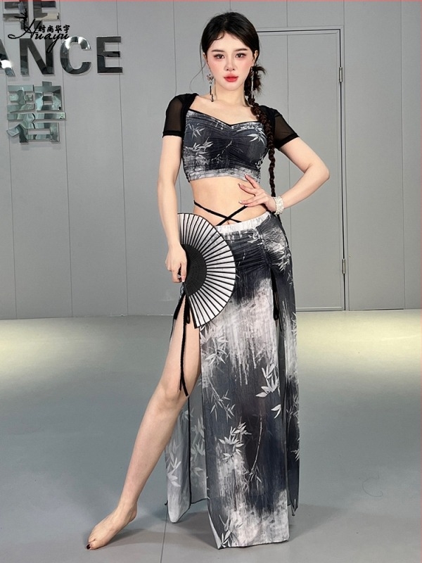 Női Belly Dance edző készlet hosszú szoknyával, nyomtatott hálószövött anyag, nylon 70–80%, 2024 nyár