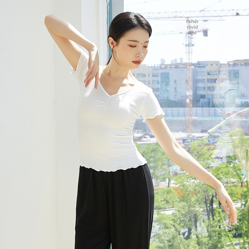 Női modern tánc edzőtop, karcsúsított, rövid és hosszú ujjú, modal/pamut 95% keverék, bélés: modal 95% pamut, alkalmas balettre, latin táncra, etnikus táncokra, tavasz-nyár-ősz