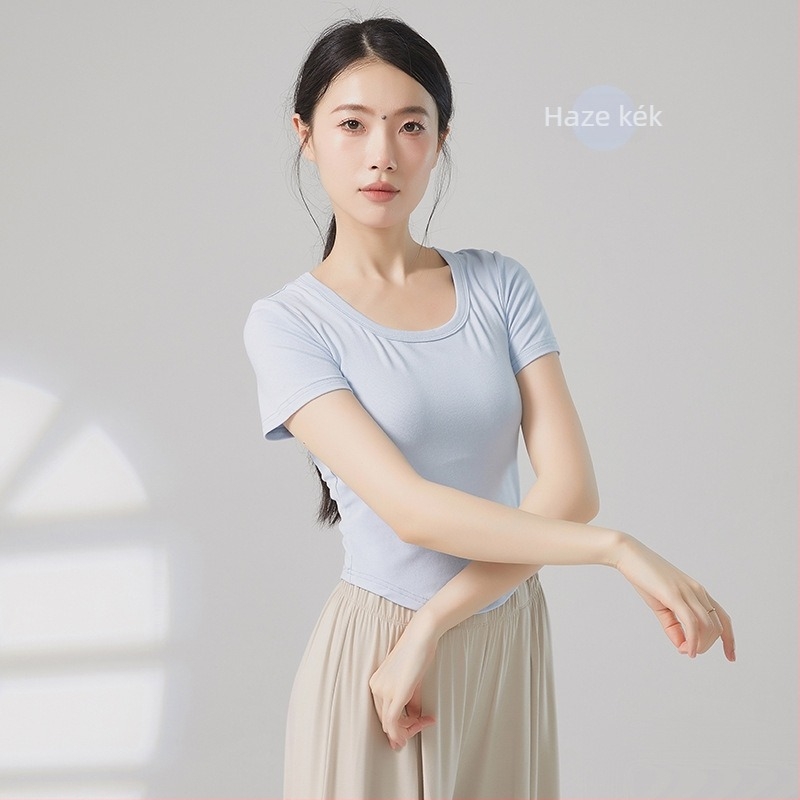 Női modern tánc felső, U-nyak, rövid ujjú, bordázott pamut–viszkóz keverék (92% viszkóz)