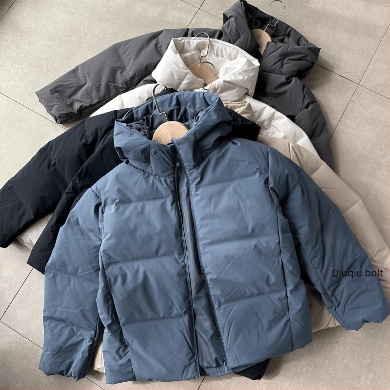 Női kapucnis, varrat nélküli tollkabát, 90% feletti tolltartalom, chenille anyag és elasztán