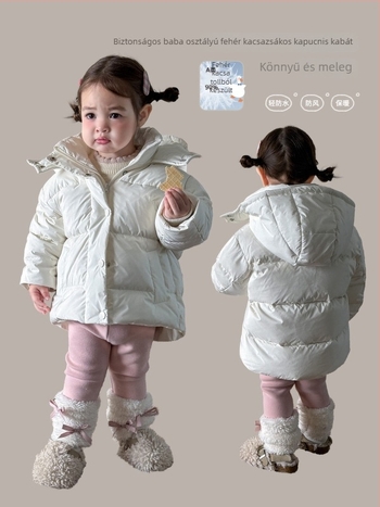 Gyerekeknek tervezett koreai stílusú vastag pehelydzseki, 86–90% fehér kacsapehellyel, külső: nylon, bélés: poliészter, hosszú ujjú, kapucni nem levehető
