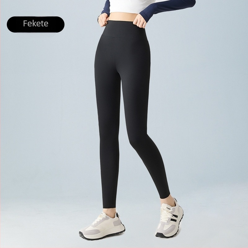 Női jóga leggings, magas derék, lélegző anyag, rövid hossz, nylon-spandex keverék 70–80% nylon, <30% spandex, magas rugalmasság