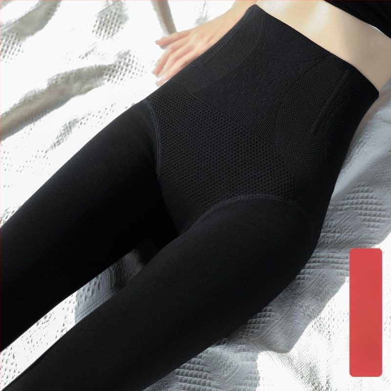 3/4 hosszú, laza szabású leggings, vastagított anyag, velúr nélküli, melegen tartó, egyszínű