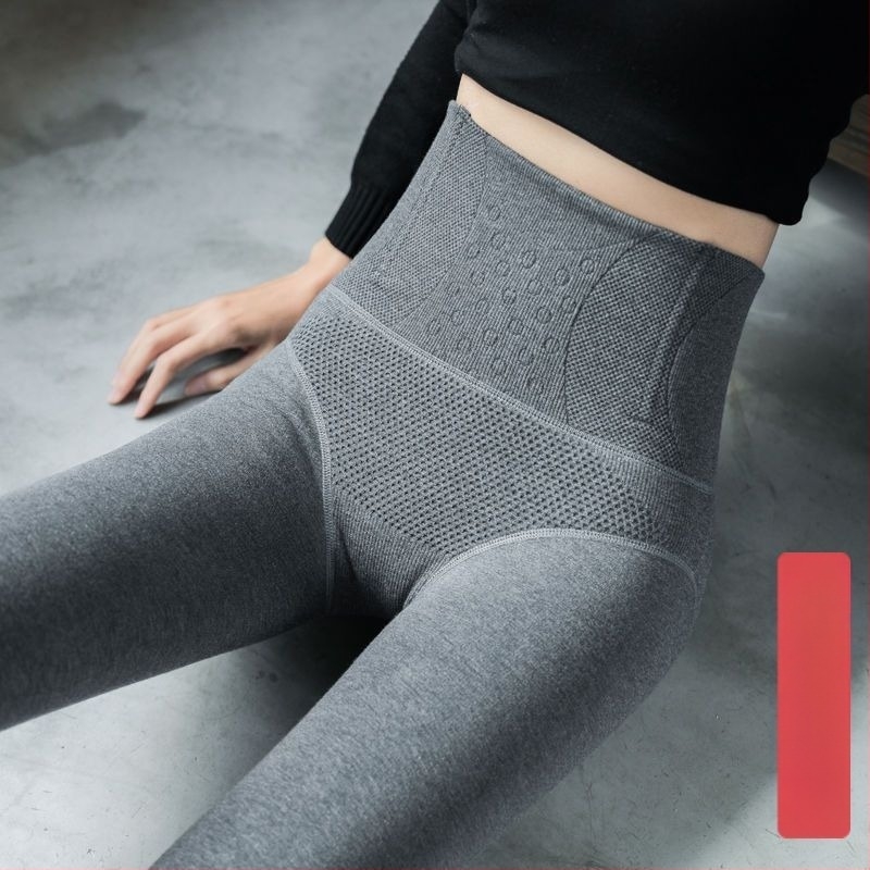 3/4 hosszú, laza szabású leggings, vastagított anyag, velúr nélküli, melegen tartó, egyszínű