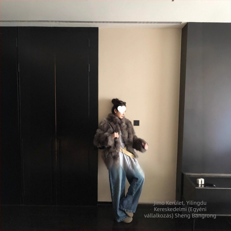 Női műszőrmés kabát, minimalist stílus, gallér nélküli, hosszú ujjú