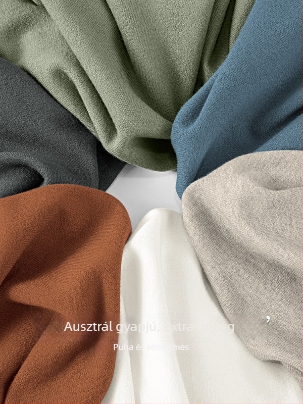 Férfi kötött pulóver Modal és gyapjú keverékből, fél magas gallér, belső fleece bélés, karcsú szabásvonal, bordázott alsó szegély